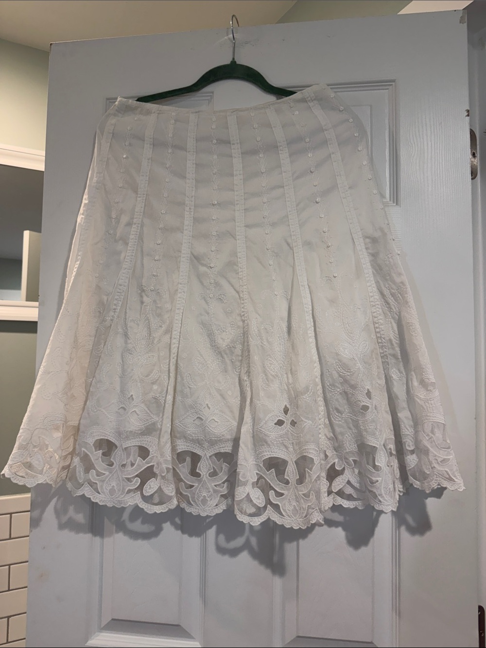 Elie Tahari Ivory Embroidered Circle Skirt